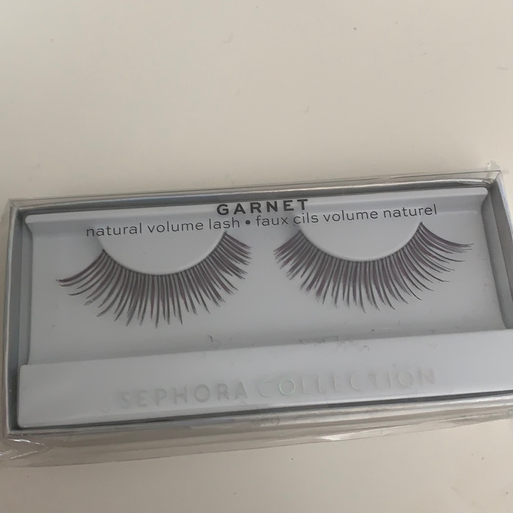 Sephora Collection Garnet Natural Volume Lash Colored False Lashes - Picture 2 of 4